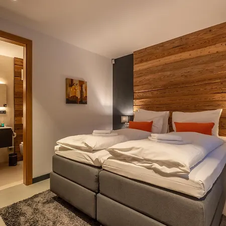 Chalet Lavender Hill - Summer &